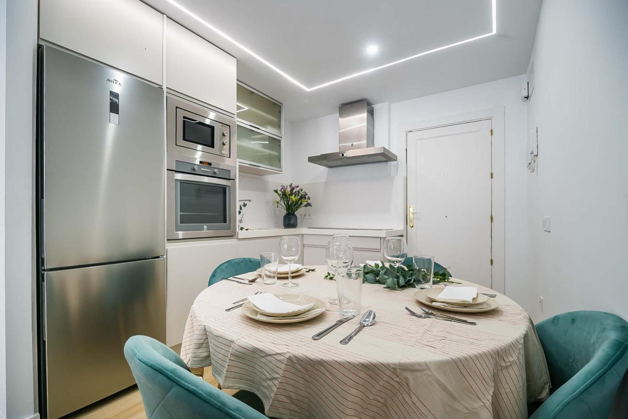Luxury Los Boliches Beach Primera Linea De Playa Fuengirola Exterior photo